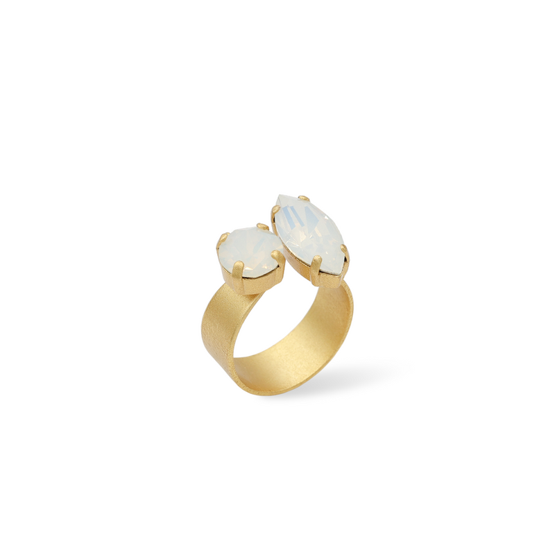 Demi open cocktail ring gold with white opal