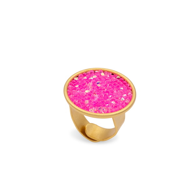 Gold round ring with shiny pink crystals