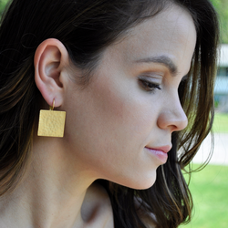 hammered gold square drop earring