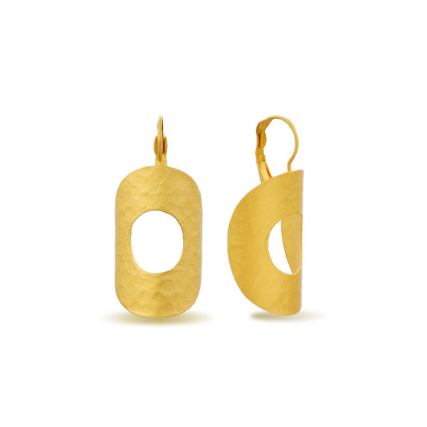 Hammered gold oval shape dangle drop earrings with leverback closure