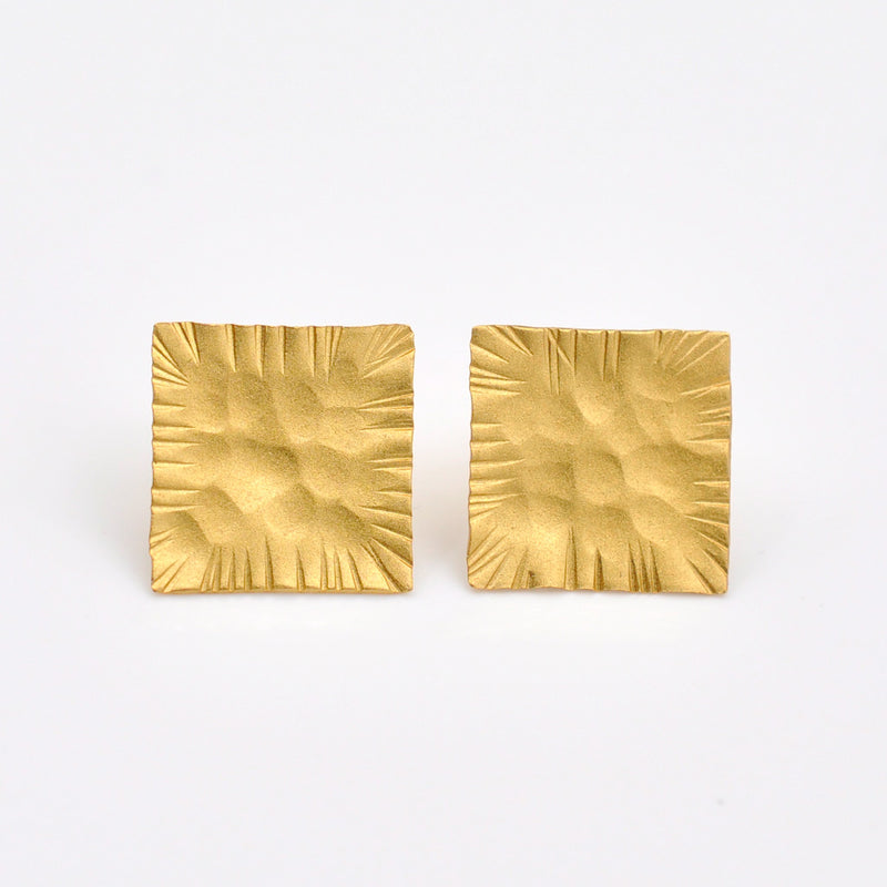 hammered gold square stud earrings
