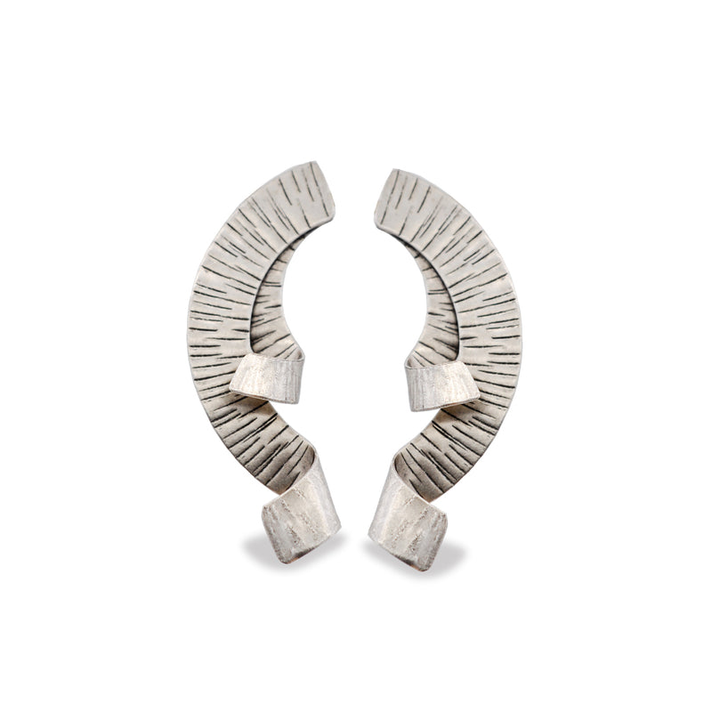 Hammered silver half-wreath earrings with curves